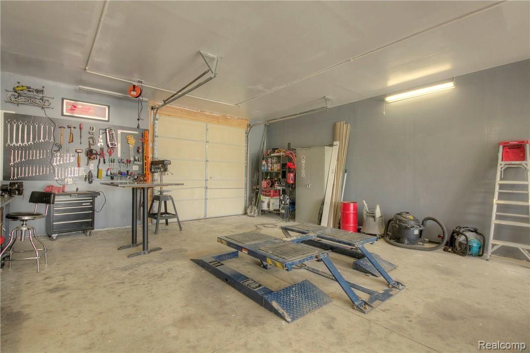 473 East Barron Road Howell, MI 48855 - Photo 11 of 26 930A7760_1_2.jpg