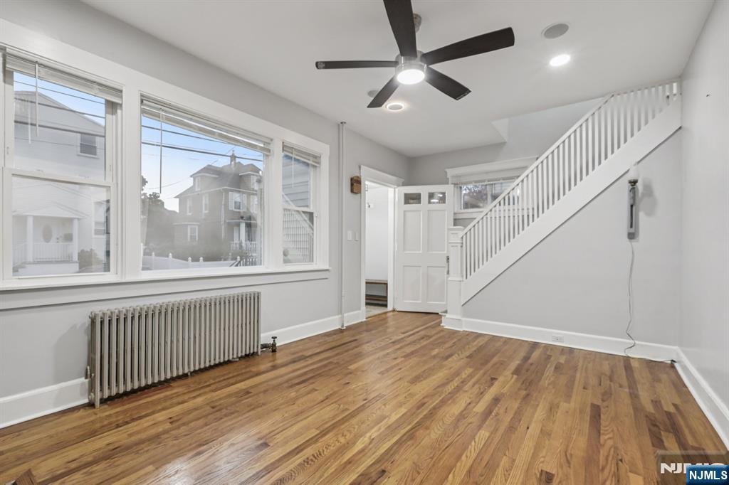 56 Gordon Street Ridgefield Park, NJ 07660 - Photo 4 of 38