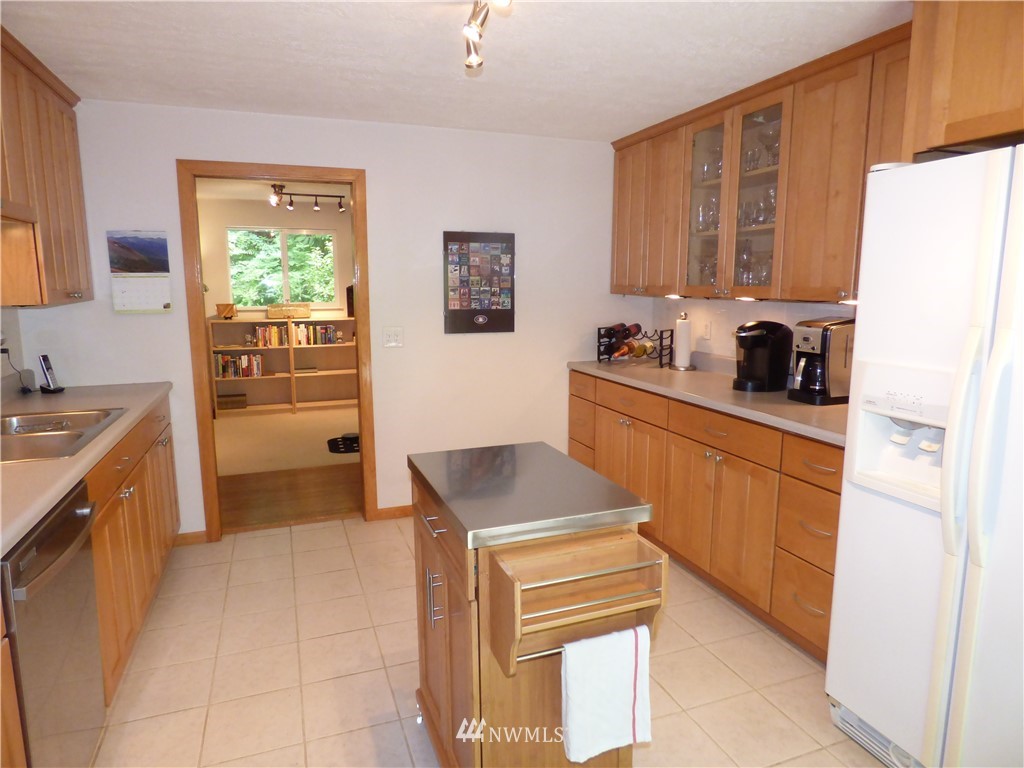 4025 Libby Road Northeast Olympia, WA 98506 - Photo 14 of 24 Gallery Image 14