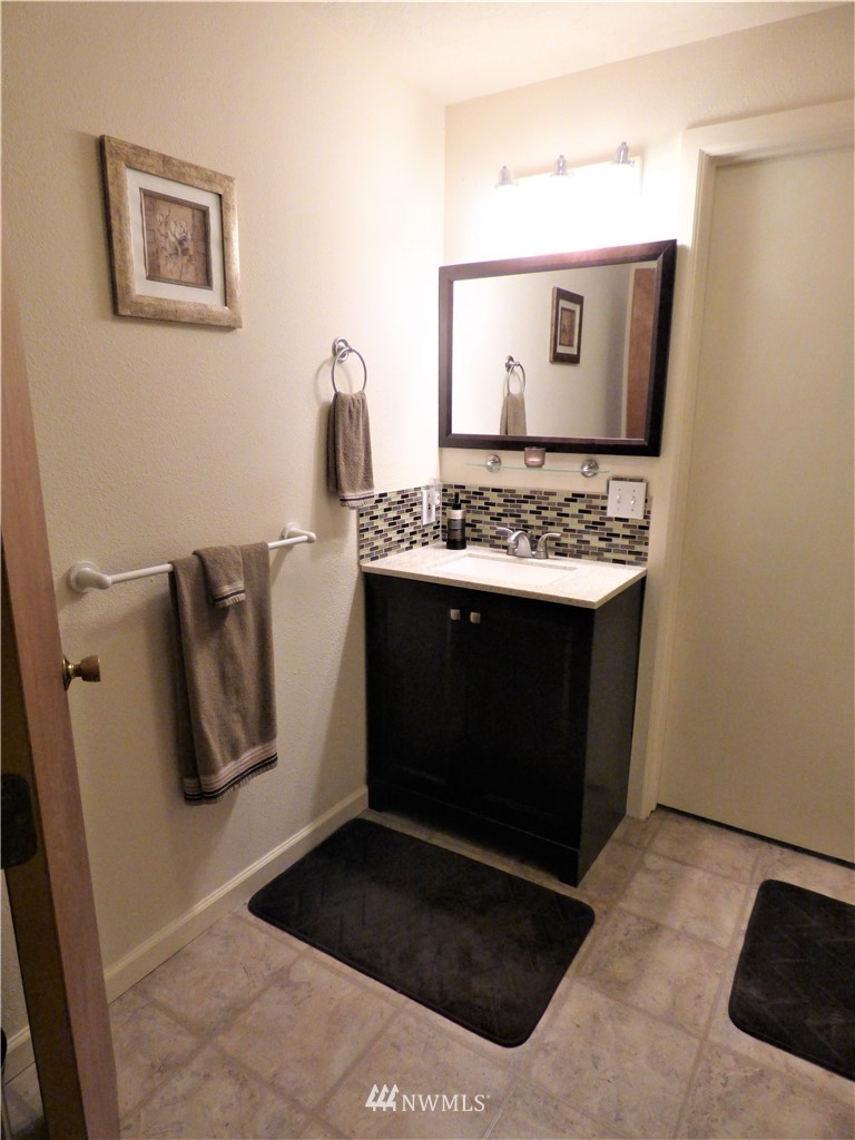 4025 Libby Road Northeast Olympia, WA 98506 - Photo 15 of 24 Gallery Image 15