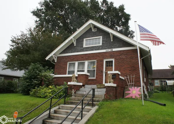 $129,900 | 1038 2nd Street, Webster City, IA 50595