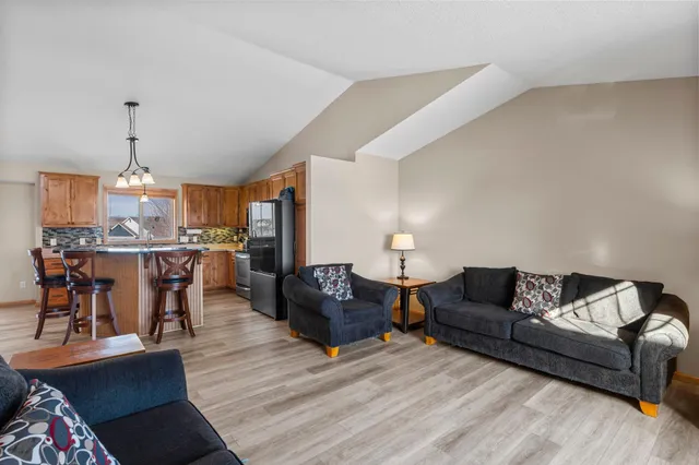 $525,000 | 19239 Carmel Trail, Farmington, MN 55024