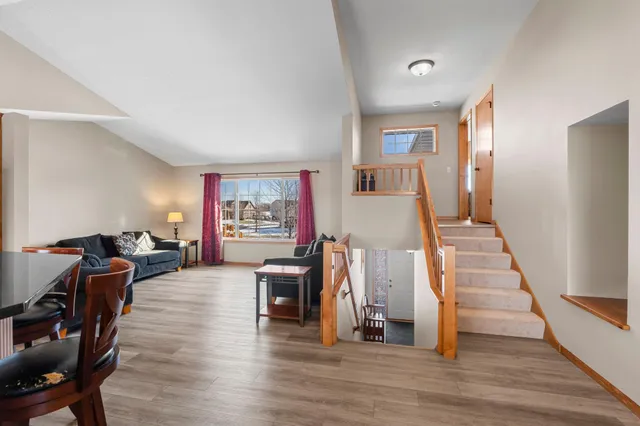 $525,000 | 19239 Carmel Trail, Farmington, MN 55024