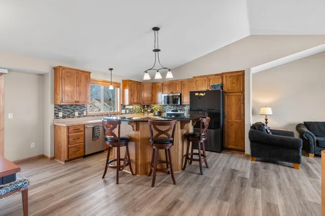 $525,000 | 19239 Carmel Trail, Farmington, MN 55024