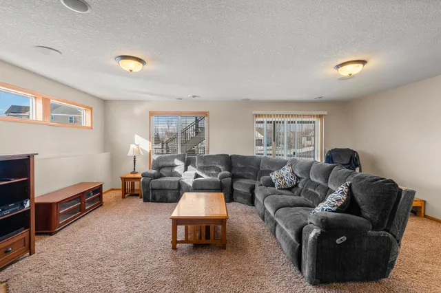 $525,000 | 19239 Carmel Trail, Farmington, MN 55024