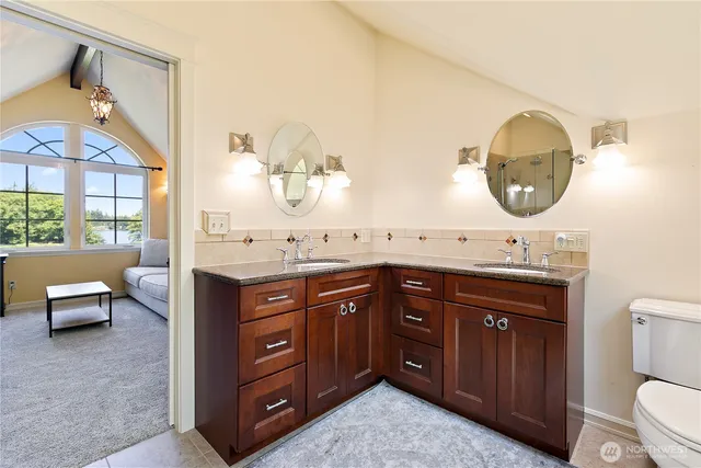 $1,600,000 | 10841 Evergreen Terrace Southwest, Lakewood, WA 98498