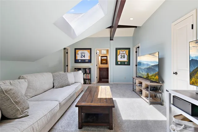 $1,600,000 | 10841 Evergreen Terrace Southwest, Lakewood, WA 98498