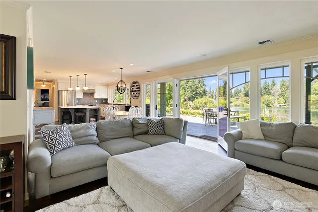 $1,600,000 | 10841 Evergreen Terrace Southwest, Lakewood, WA 98498