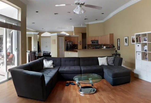 $5,000 | 1818 Park Avenue, Weston, FL 33326