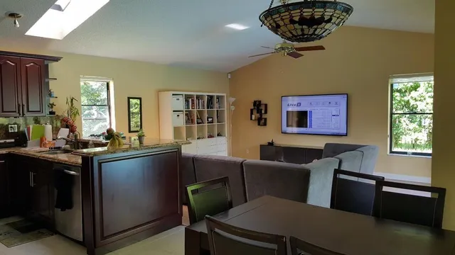 $5,000 | 1818 Park Avenue, Weston, FL 33326