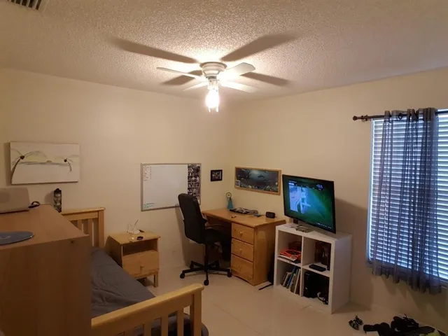 $5,000 | 1818 Park Avenue, Weston, FL 33326