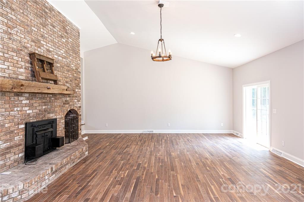 12575 Bringle Ferry Road Richfield, NC 28137 - Photo 8 of 34 Gallery Image 8