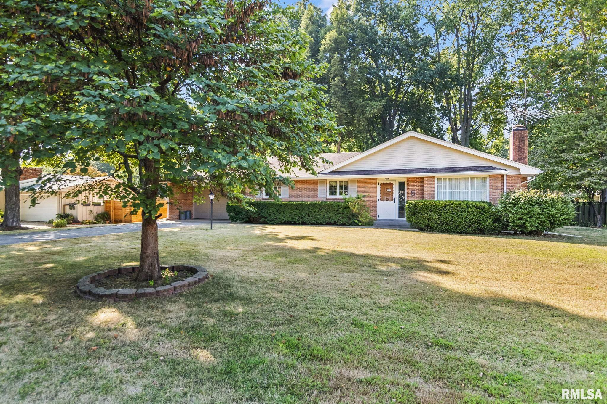 6 Wildwood Road Springfield, IL 62704 - Photo 4 of 43