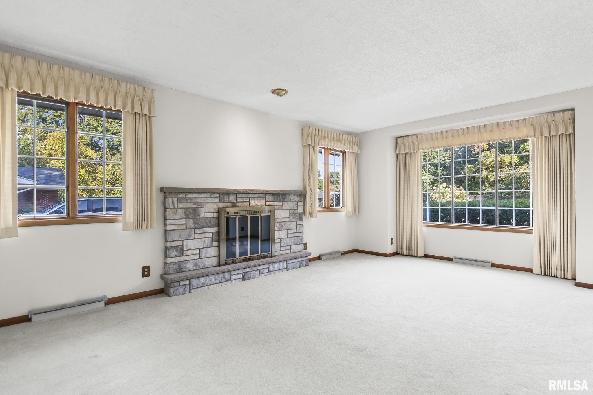 6 Wildwood Road Springfield, IL 62704 - Photo 8 of 43
