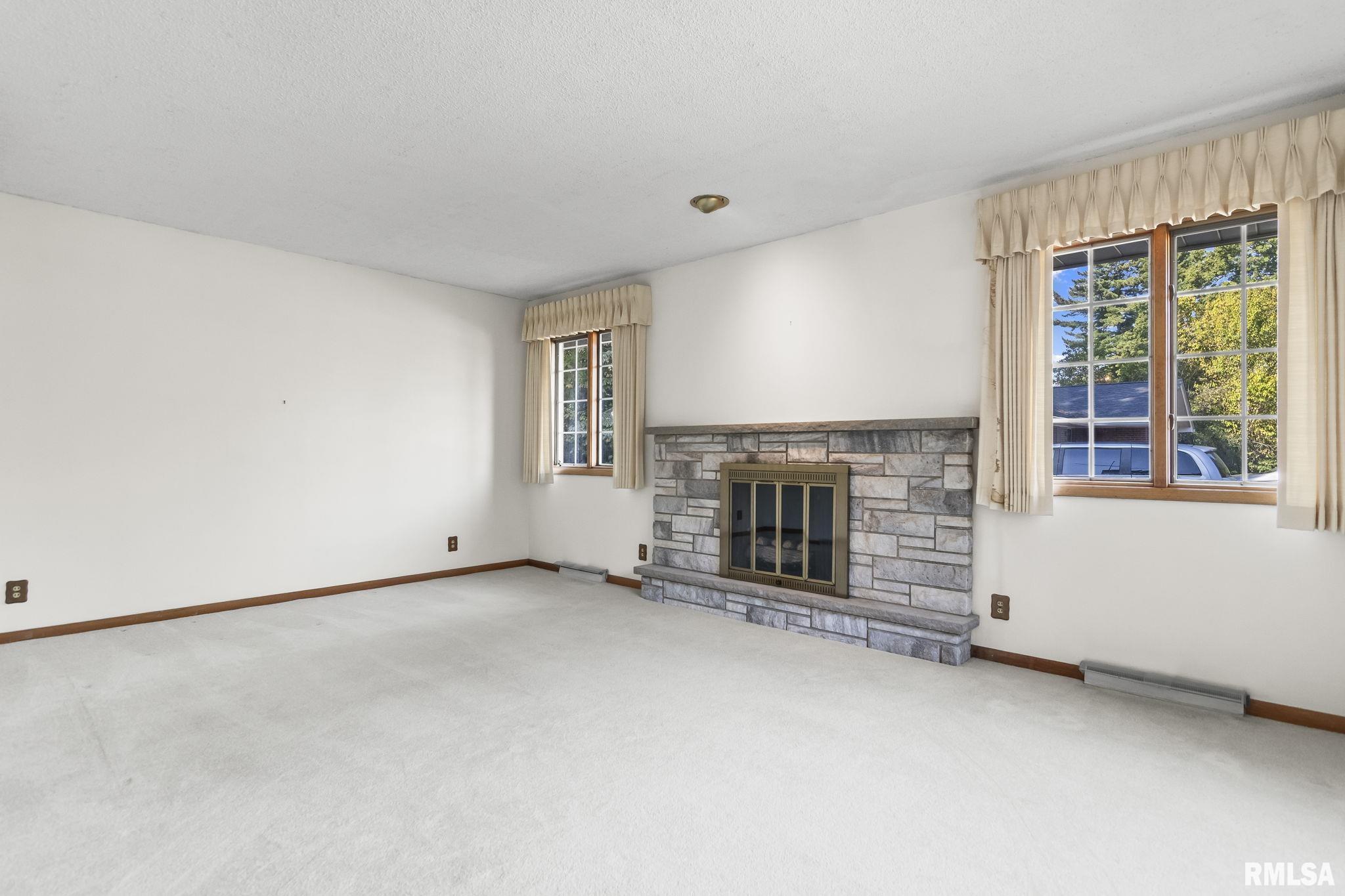 6 Wildwood Road Springfield, IL 62704 - Photo 9 of 43
