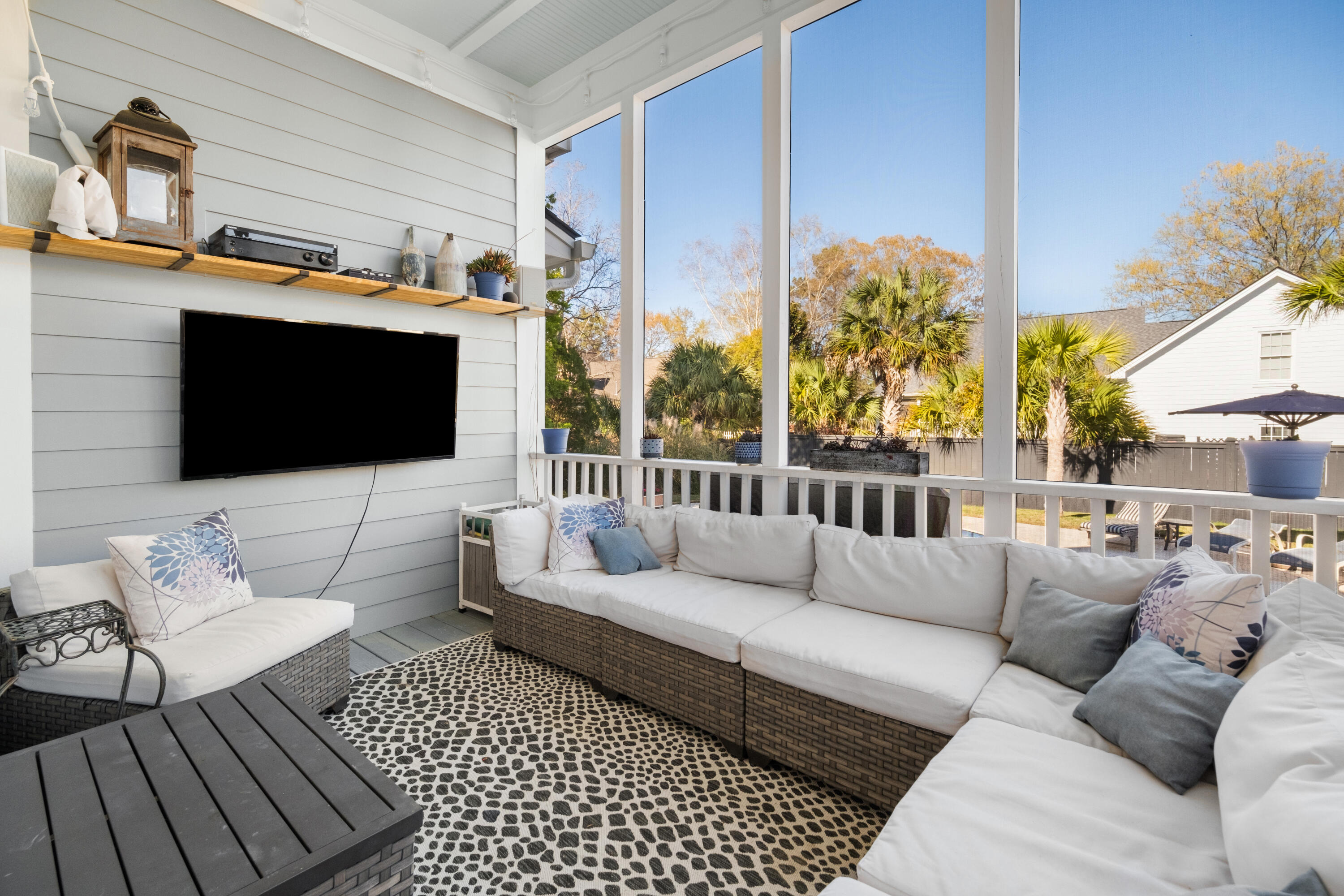 122 Lucia Street Charleston, SC 29492 - Photo 41 of 48 122 Lucia St_Eterna_Media-52