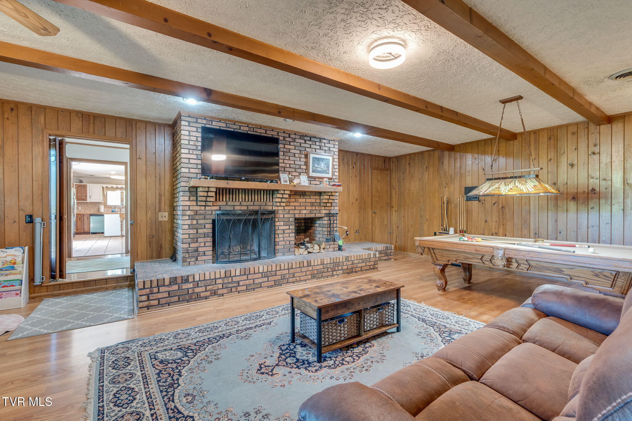 1656 Fall Creek Road Kingsport, TN 37664 - Photo 3 of 40 007