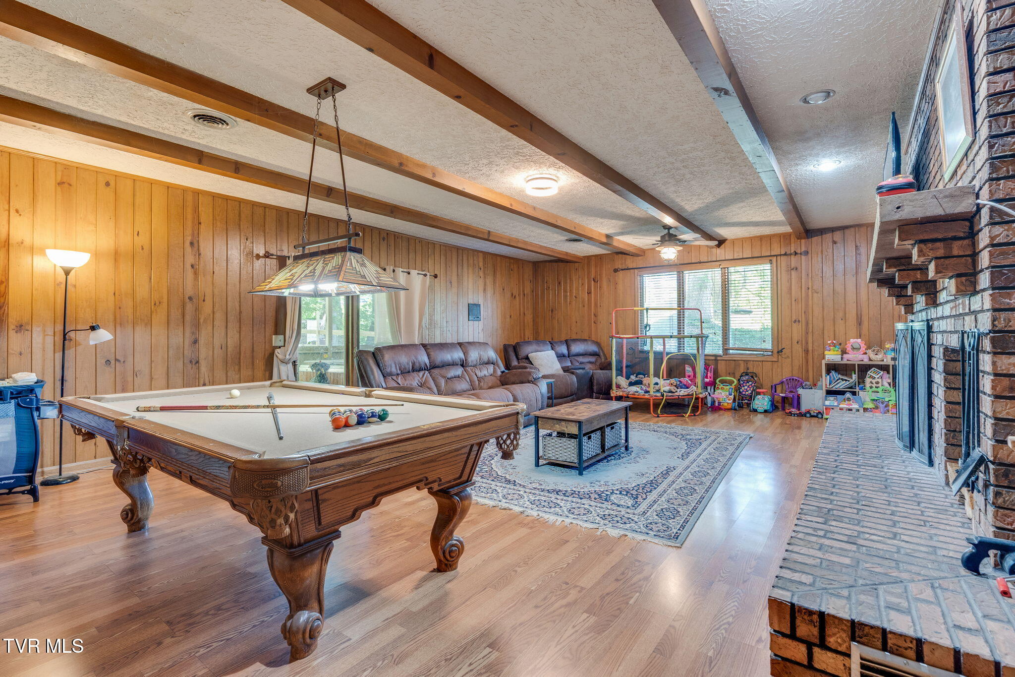 1656 Fall Creek Road Kingsport, TN 37664 - Photo 5 of 40 009