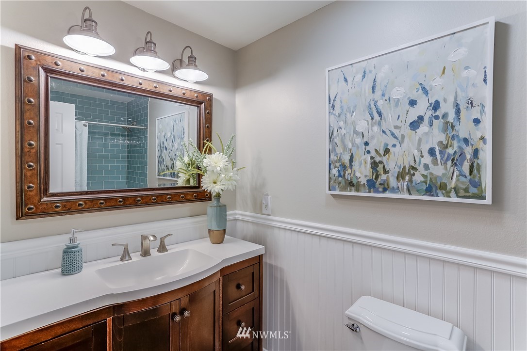 5208 Northeast 24th Street Renton, WA 98059 - Photo 17 of 31