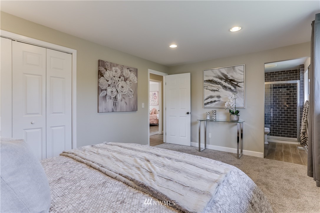 5208 Northeast 24th Street Renton, WA 98059 - Photo 21 of 31