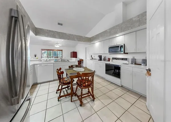 $399,900 | 2003 New Bedford Drive, Sun City Center, FL 33573