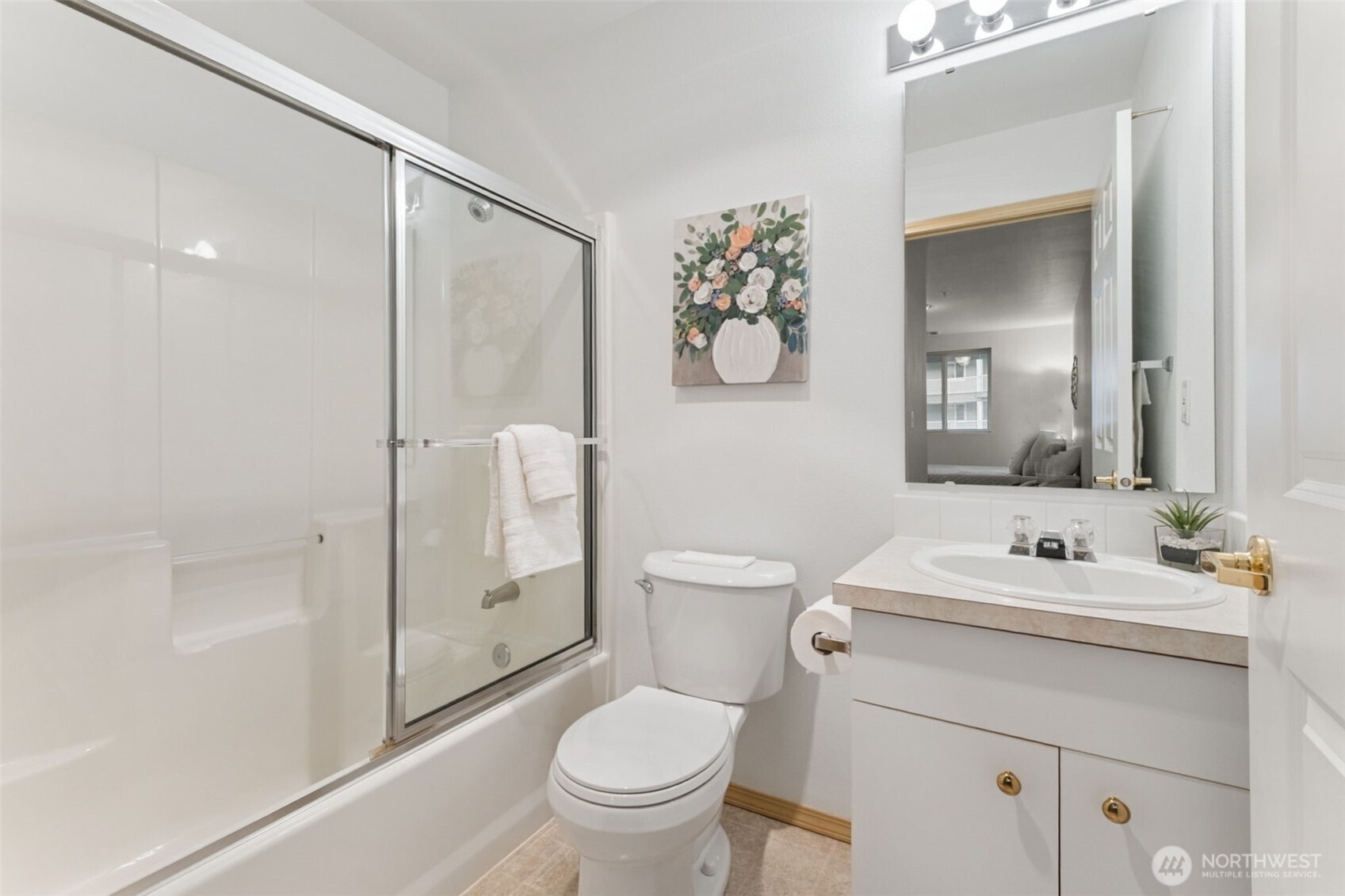 1318 37th Street, Unit 2228 Everett, WA 98201 - Photo 17 of 28