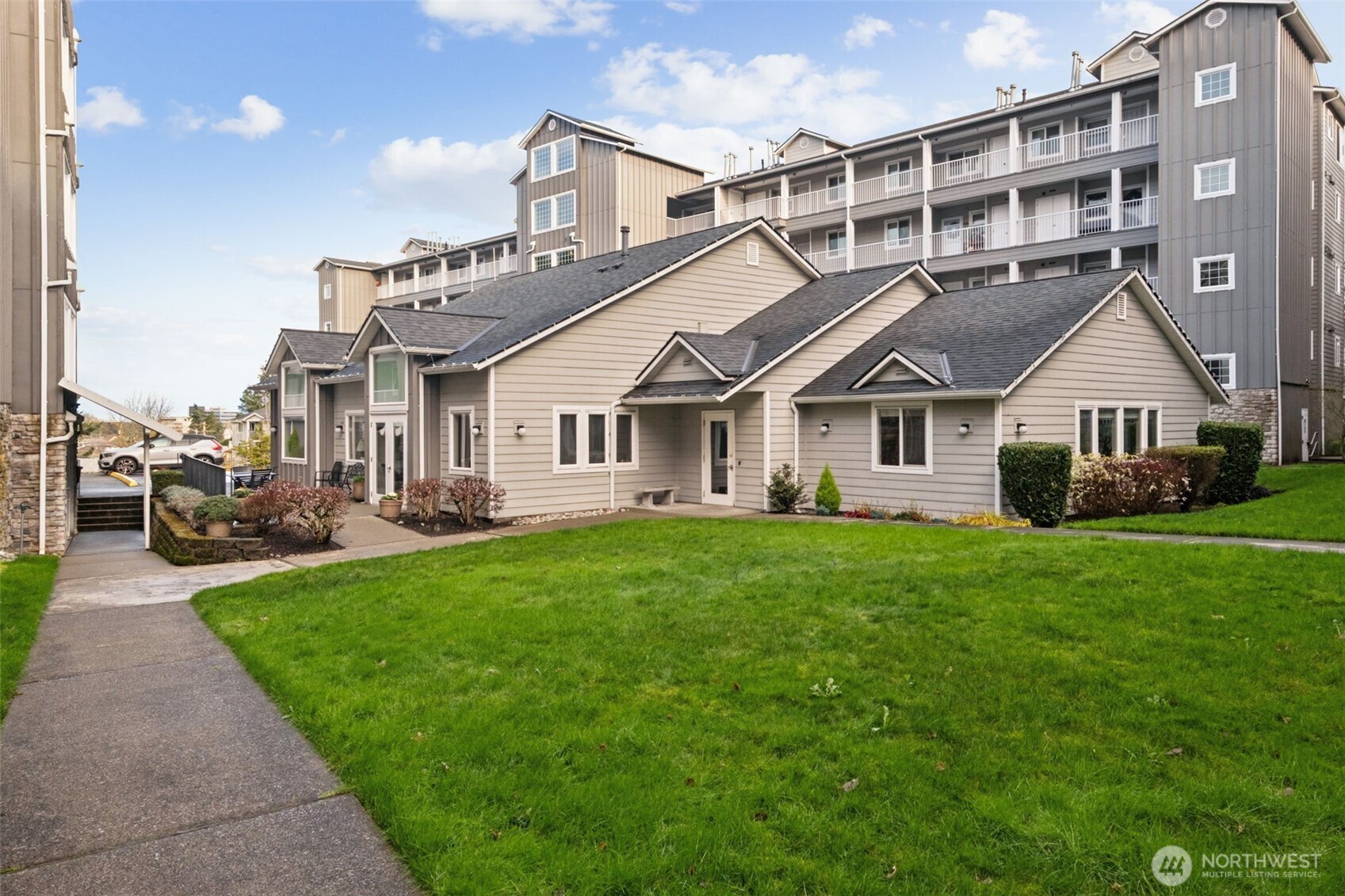 1318 37th Street, Unit 2228 Everett, WA 98201 - Photo 24 of 28