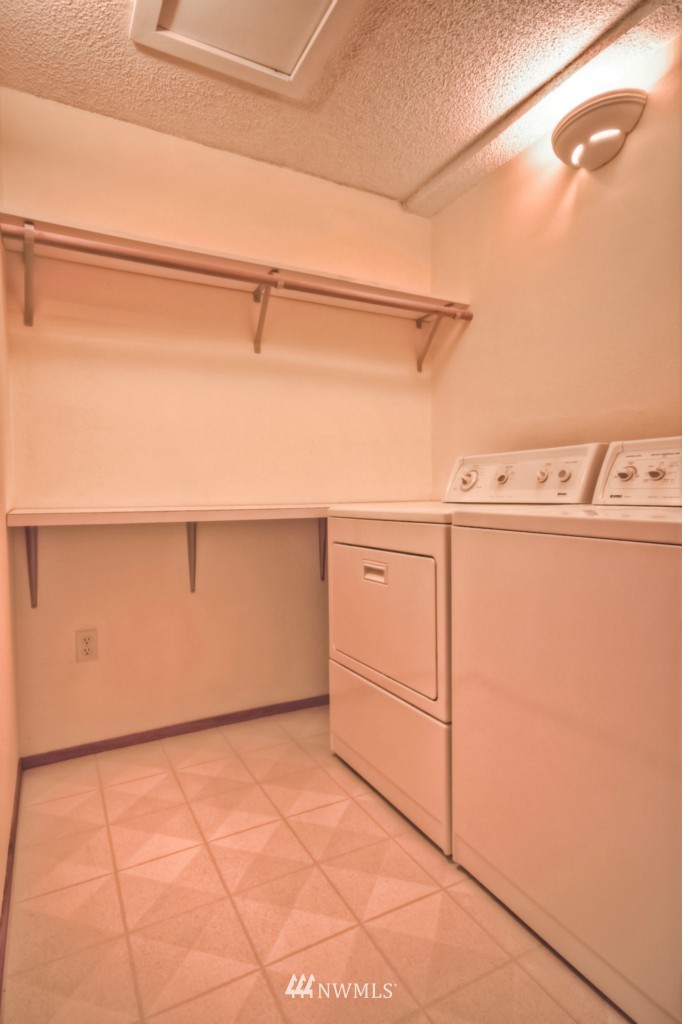 7831 185th Place Southwest Edmonds, WA 98026 - Photo 14 of 15 Gallery Image 14