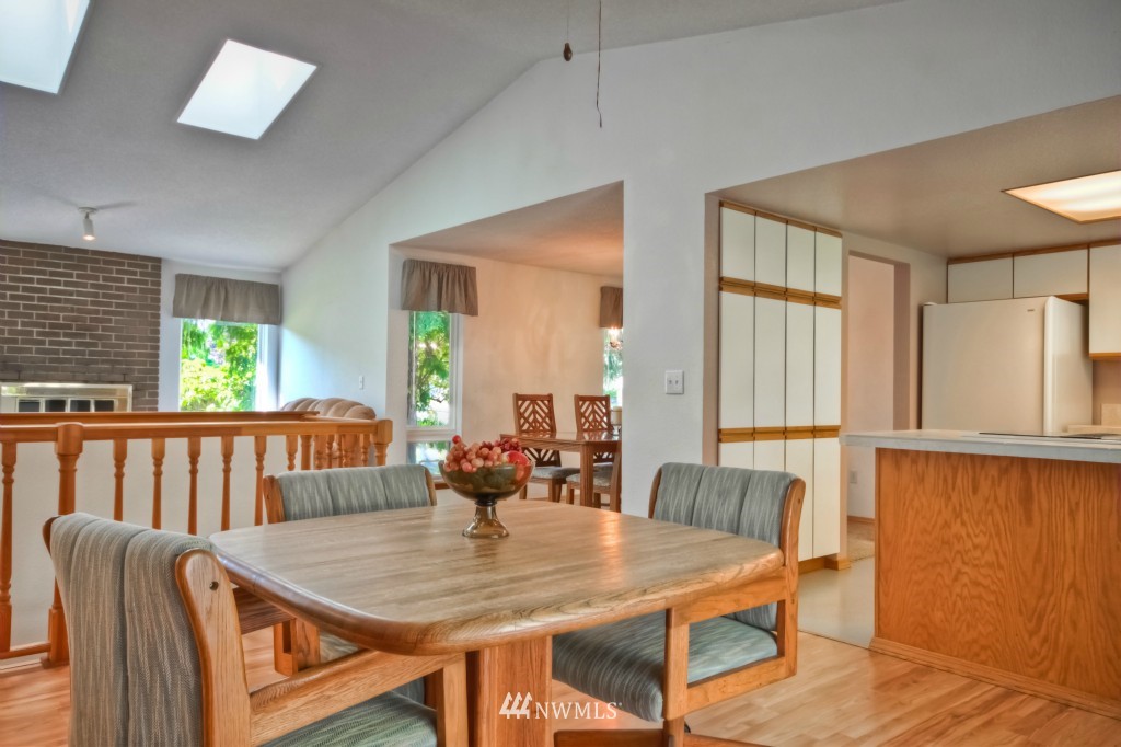7831 185th Place Southwest Edmonds, WA 98026 - Photo 7 of 15 Gallery Image 7