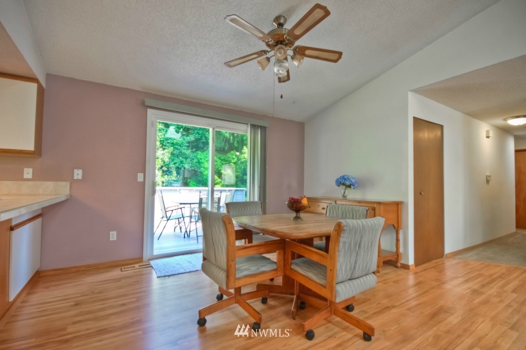 7831 185th Place Southwest Edmonds, WA 98026 - Photo 8 of 15 Gallery Image 8
