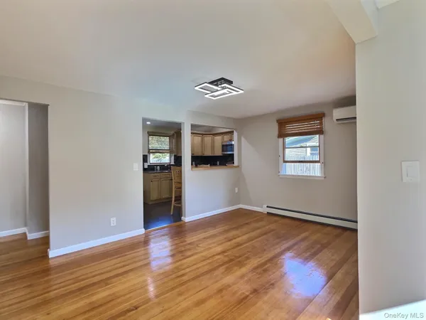 $3,100 | 31 Grove Street, Unit A, Sayville, NY 11782