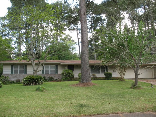 1633 Meadowbrook Road Jackson, MS 39211 - Photo 1 of 25 Photo 1