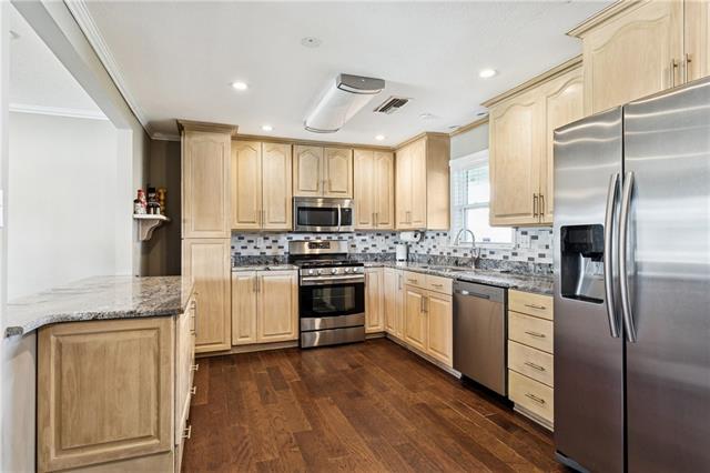 2801 Haring Road Metairie, LA 70006 - Photo 3 of 18