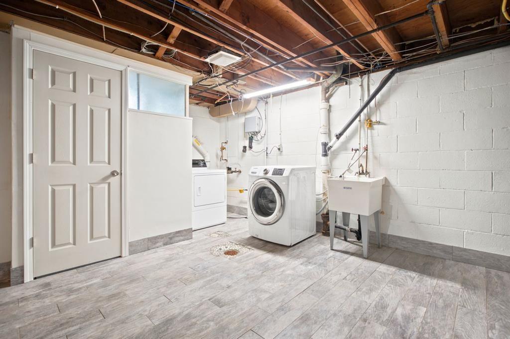 3739 Margate Road Pittsburgh, PA 15221 - Photo 40 of 45 Laundry room