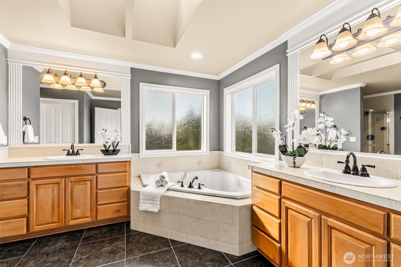 3915 214th Street Southeast Bothell, WA 98021 - Photo 23 of 39