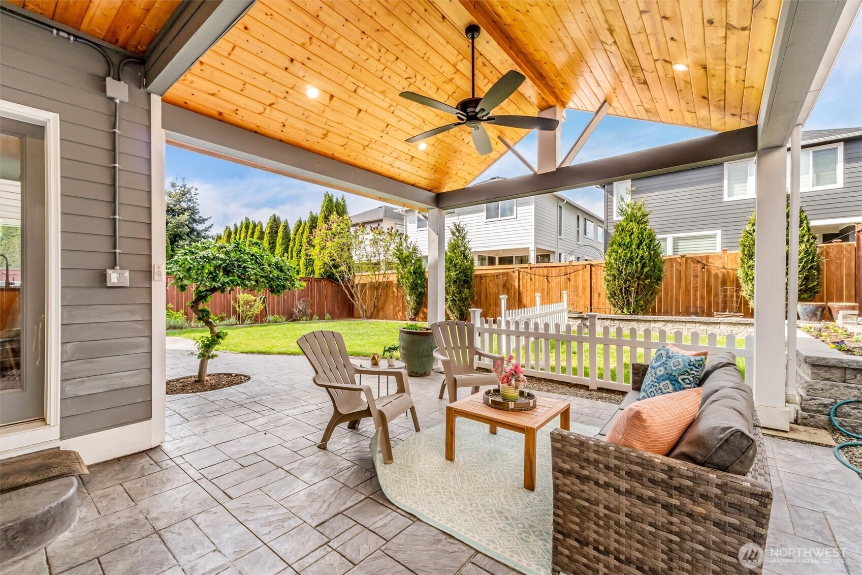 3915 214th Street Southeast Bothell, WA 98021 - Photo 34 of 39
