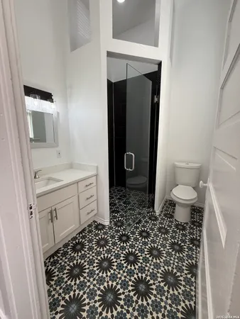 $2,300 | 306 Florida Street, San Antonio, TX 78210