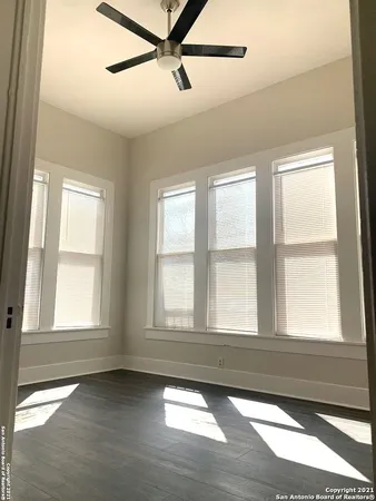 $2,300 | 306 Florida Street, San Antonio, TX 78210