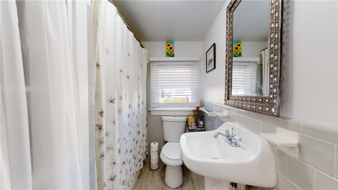 34 Goose Island Road Narragansett, RI 02882 - Photo 10 of 38