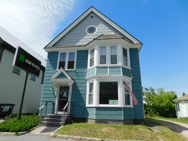 $249,900 | 79 Central Street, Haverhill, NH 03785