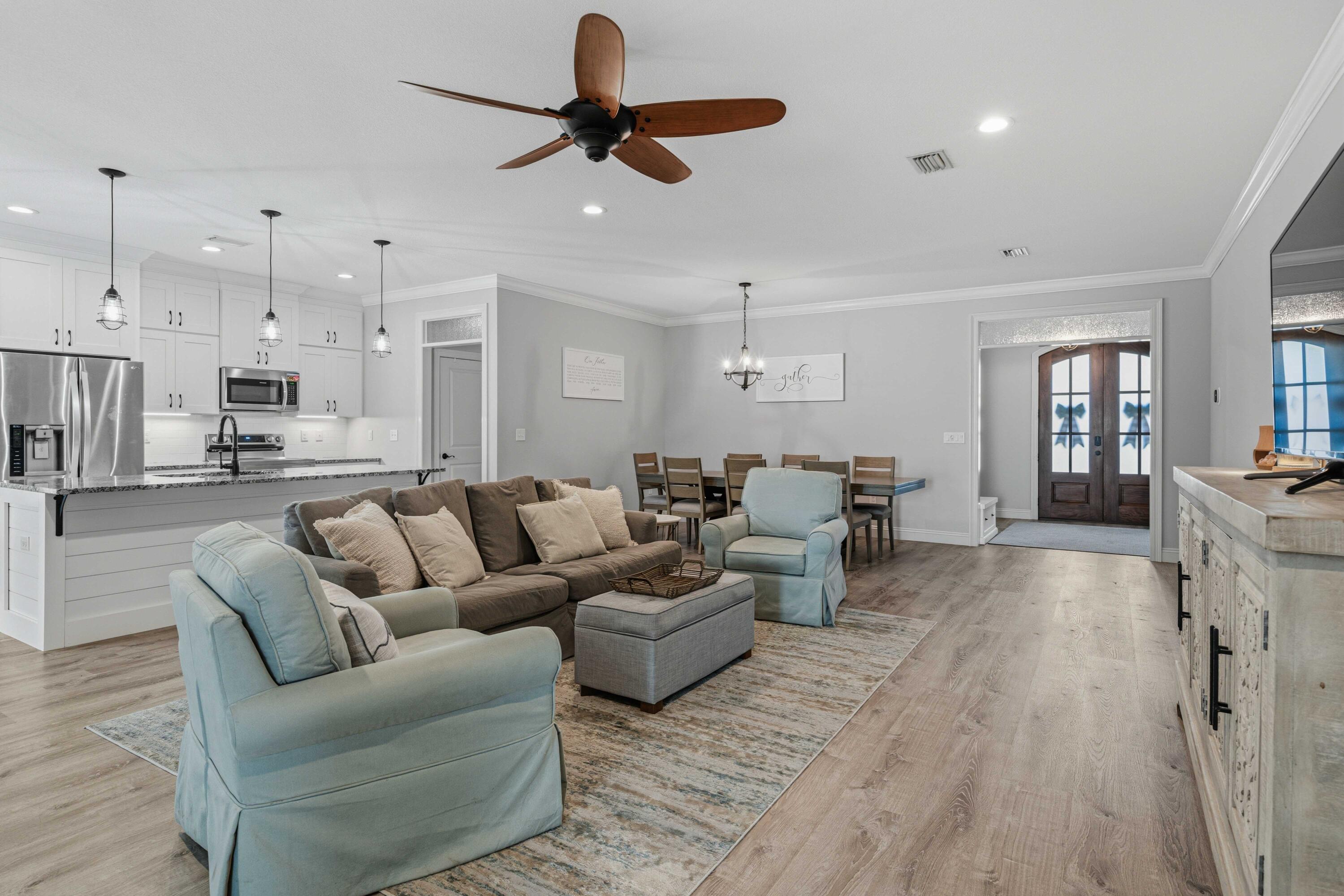 1786 Joybrook Road Navarre, FL 32566 - Photo 14 of 36 living room 4