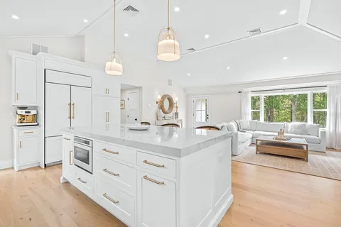 $1,689,000 | 41 Sunset Road, Winchester, MA 01890