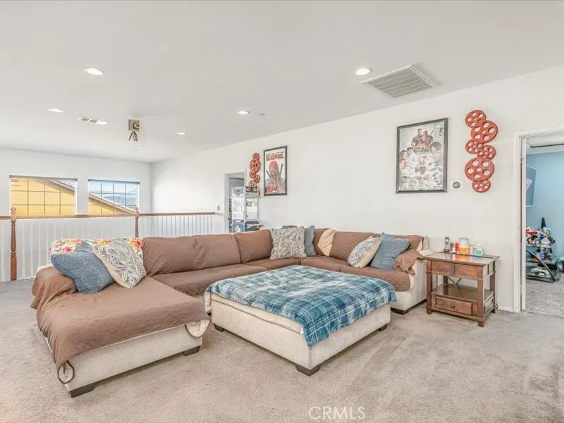 15851 Sulphur Springs Road Moreno Valley, CA 92555 - Photo 25 of 47 a living room with furniture