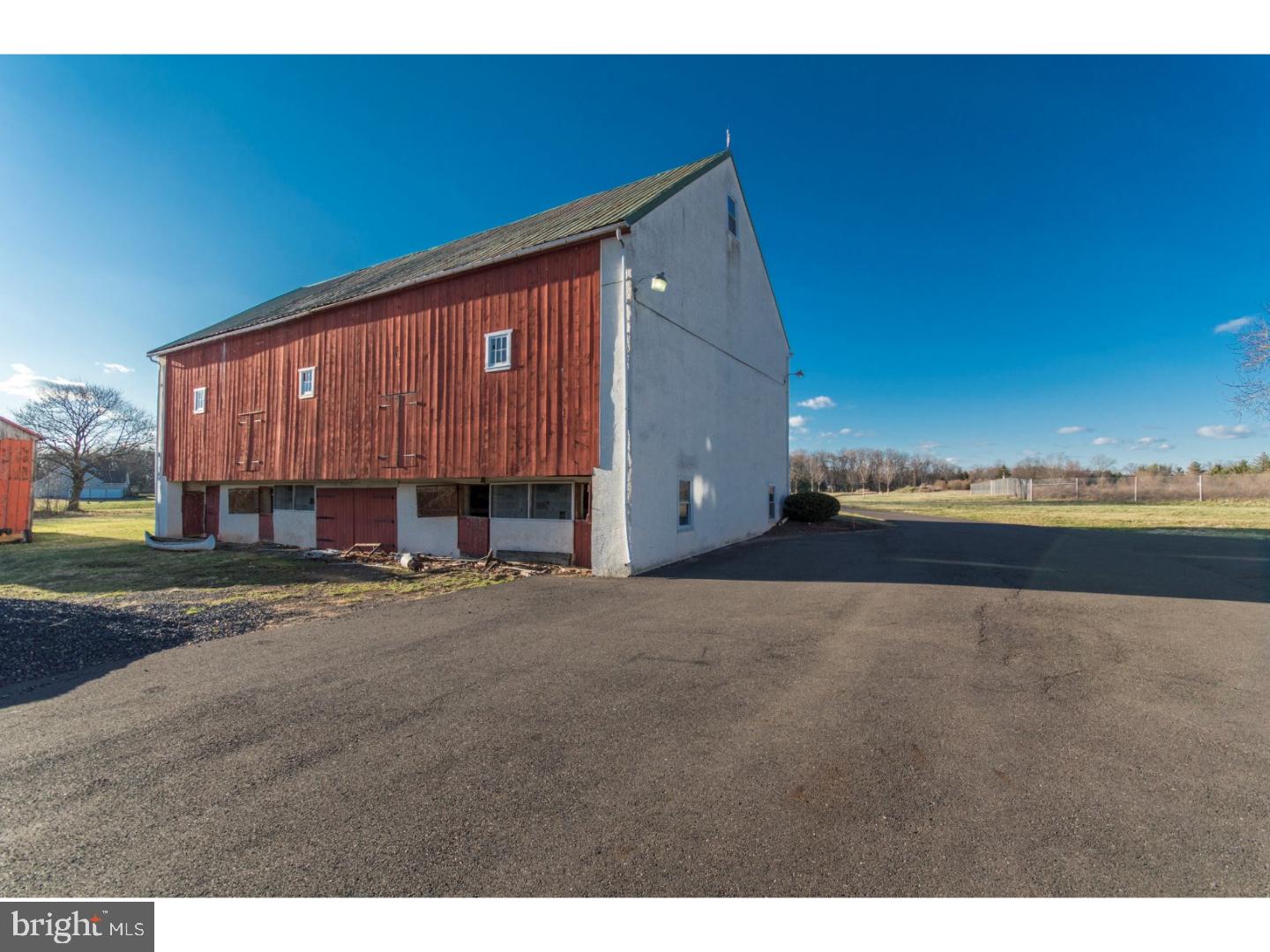 2160 Weber Road Lansdale, PA 19446 - Photo 5 of 16 Gallery Image 5