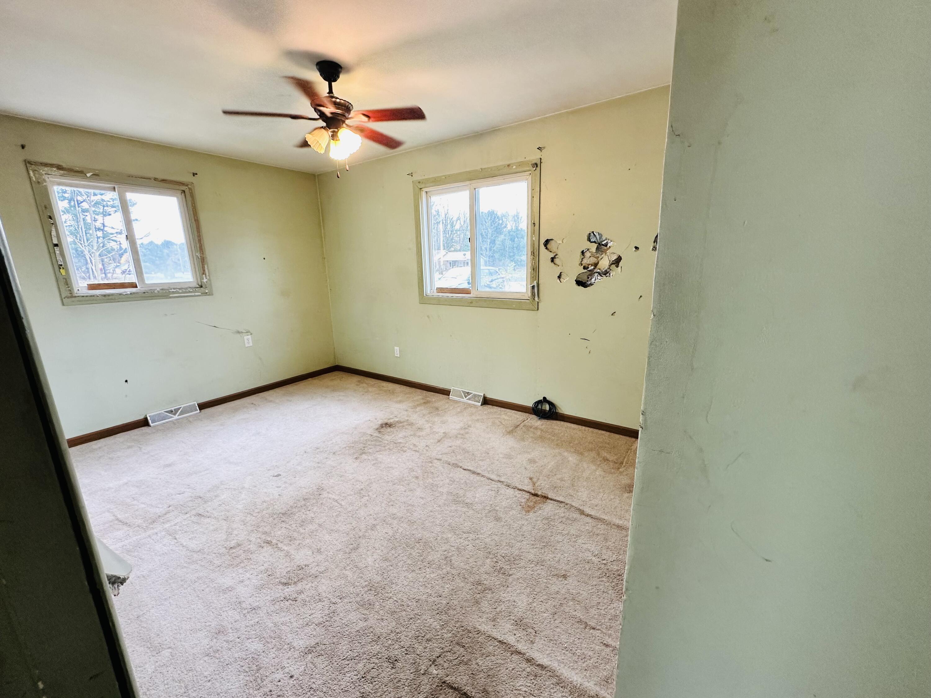 2836 Whitehall Road Muskegon, MI 49445 - Photo 15 of 43 1CD89FAC-6579-4344-8FA7-97B67BC10A9B