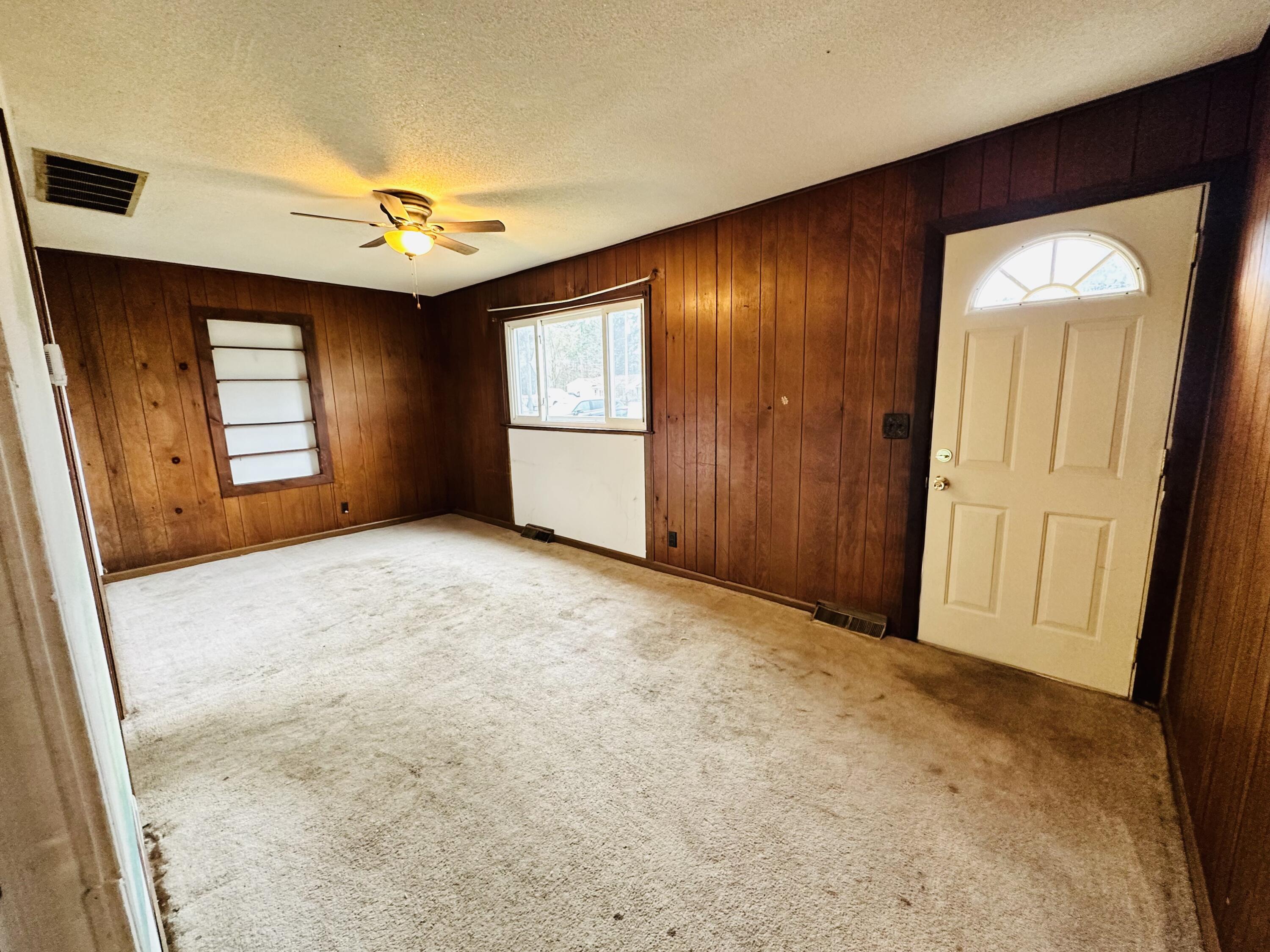 2836 Whitehall Road Muskegon, MI 49445 - Photo 27 of 43 E18EBAD0-575B-44FC-B23A-C38CE525A425