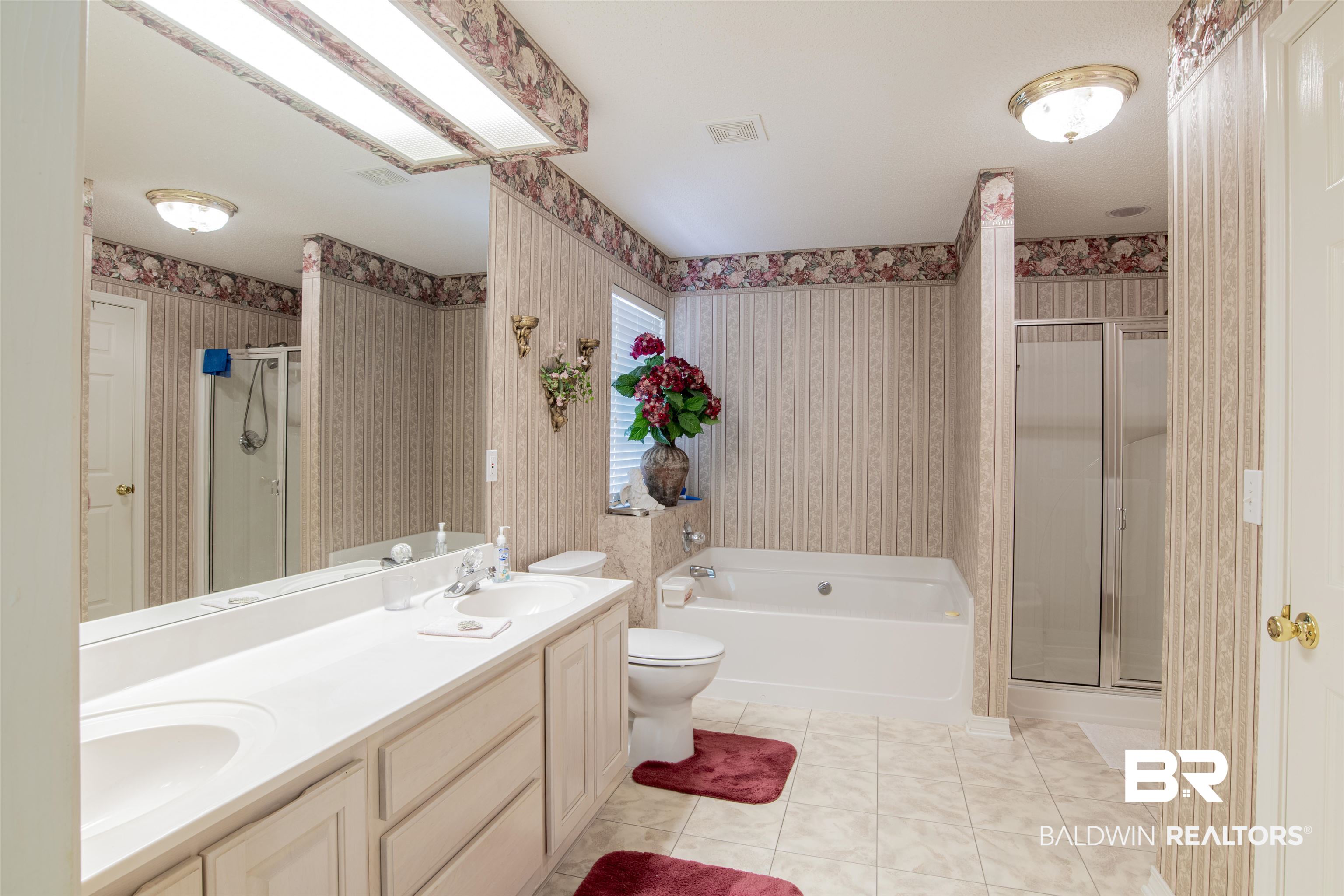 1105 North Oak Street Foley, AL 36535 - Photo 15 of 24 Primary Bathroom