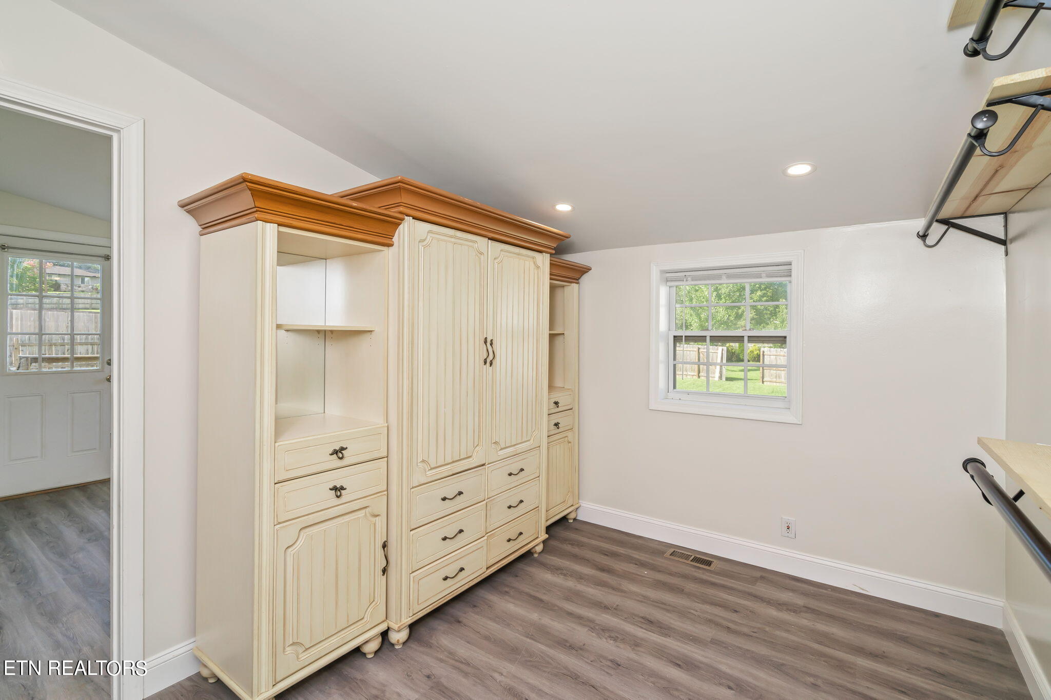 7644 Cedarcrest Road Knoxville, TN 37938 - Photo 22 of 39 15-web-or-mls-7644 Cedarcrest Road-37