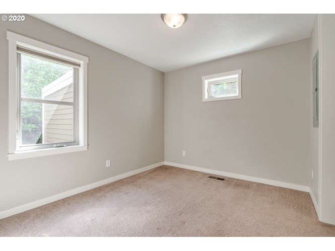 4542 Southwest View Point Terrace Portland, OR 97239 - Photo 20 of 32 Gallery Image 20