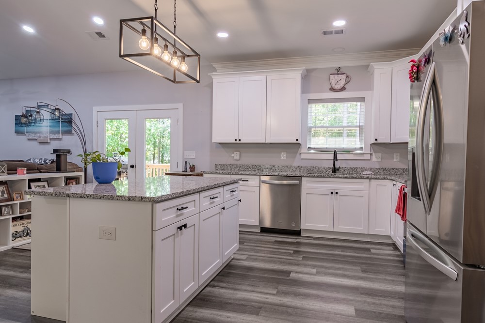136 Maret Road Townville, SC 29689 - Photo 13 of 42